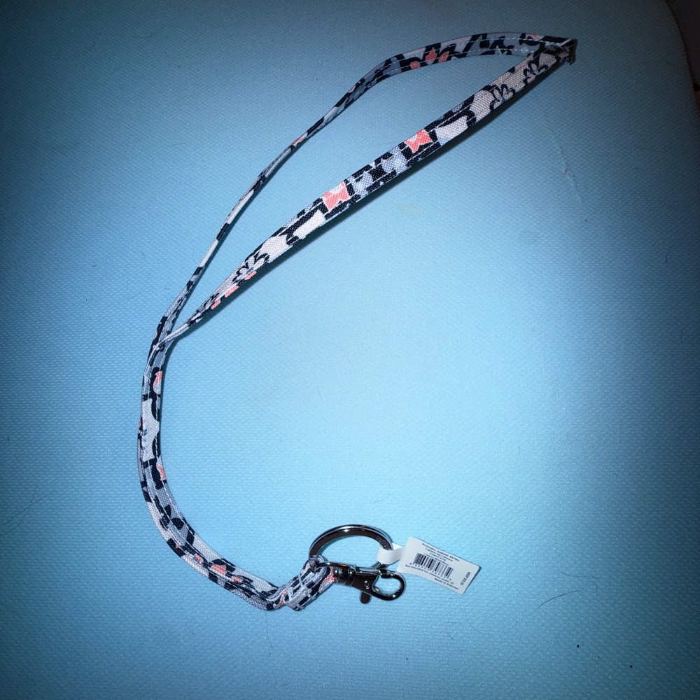 Vera Bradley Lighten Up Lanyard NEW Lisbon Medallion Floral